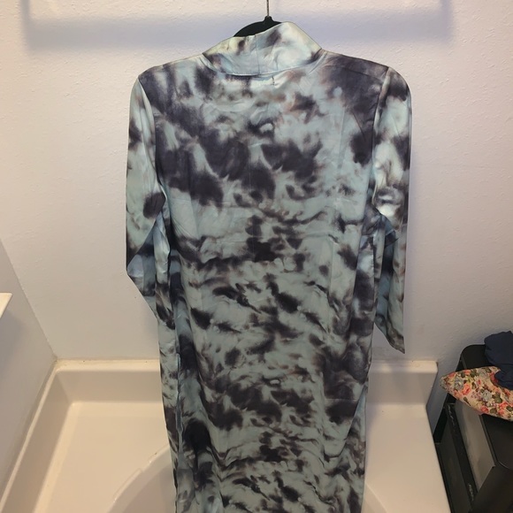 Boohoo Satin duster size 6 SOLD OUT ONLINE - Picture 5 of 5